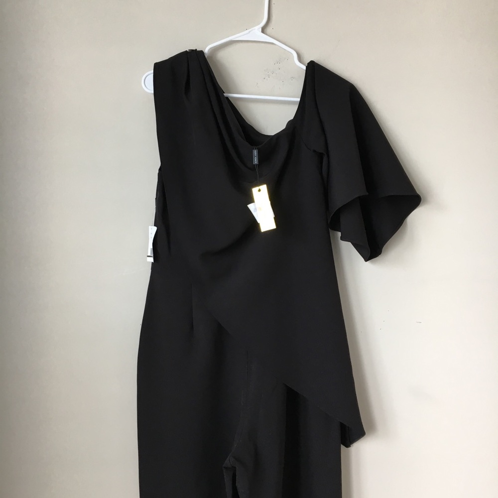 Alexia Admor flare short sleeve black jumpsuit - Picture 4 of 7